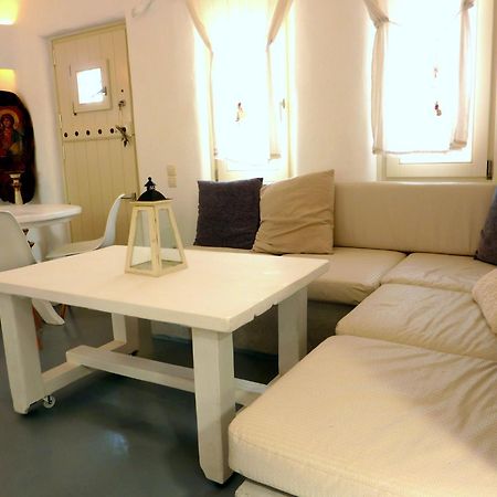 My Oasis Studios Mykonos Klouvas Buitenkant foto