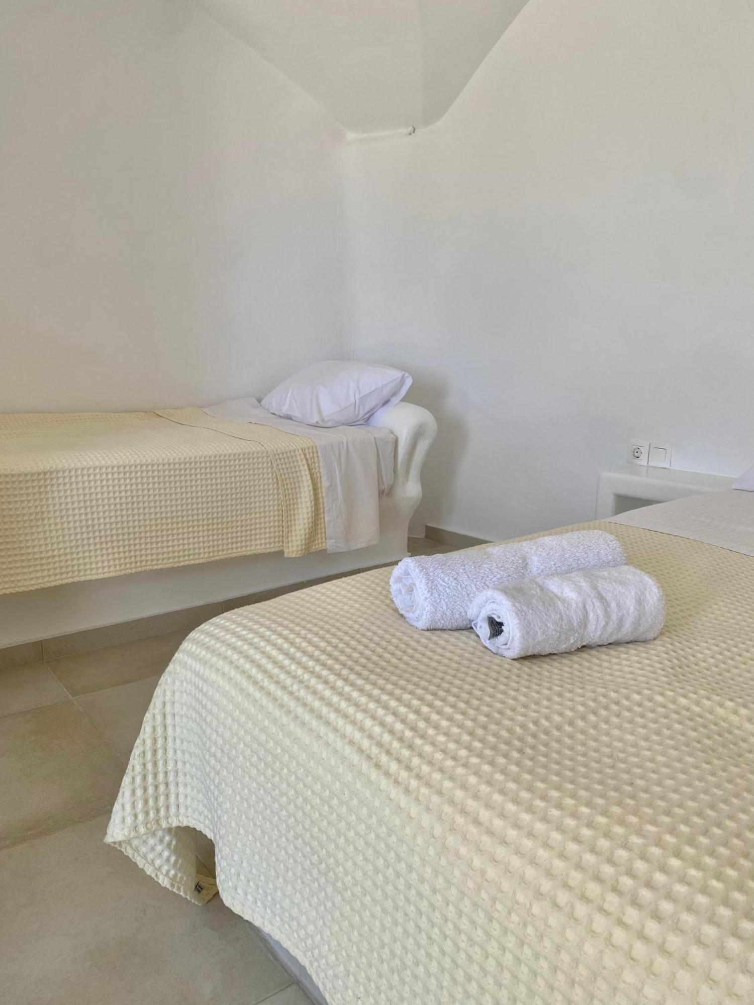 My Oasis Studios Mykonos Klouvas Buitenkant foto
